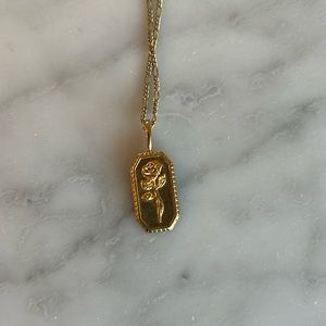 Melanie Auld rose necklace.